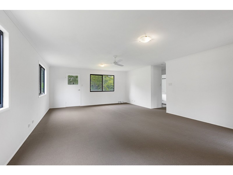 5 Roebuck Road, Russell Island QLD 4184