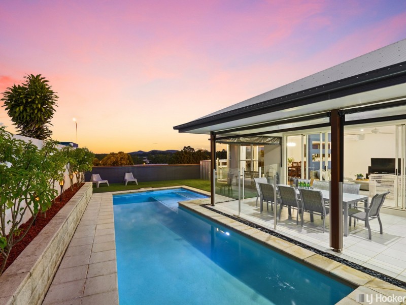 19 Samuel Court, Manly West QLD 4179
