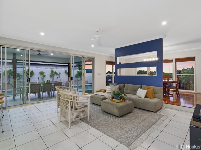 19 Samuel Court, Manly West QLD 4179