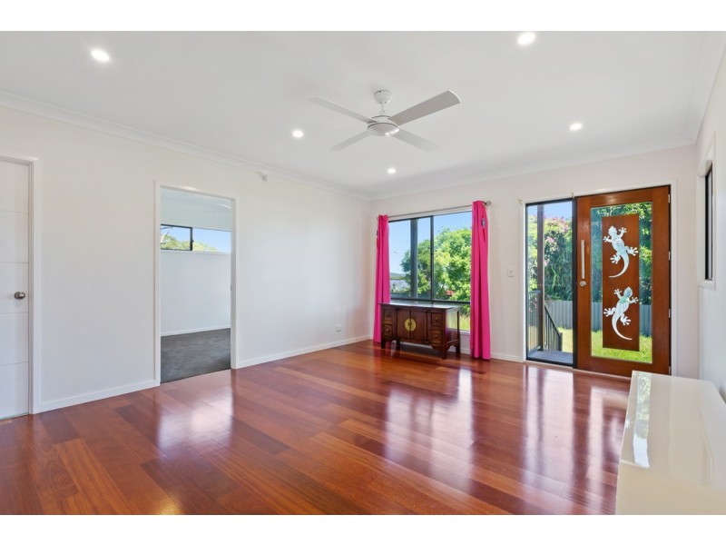 20 Mark Road, Russell Island QLD 4184
