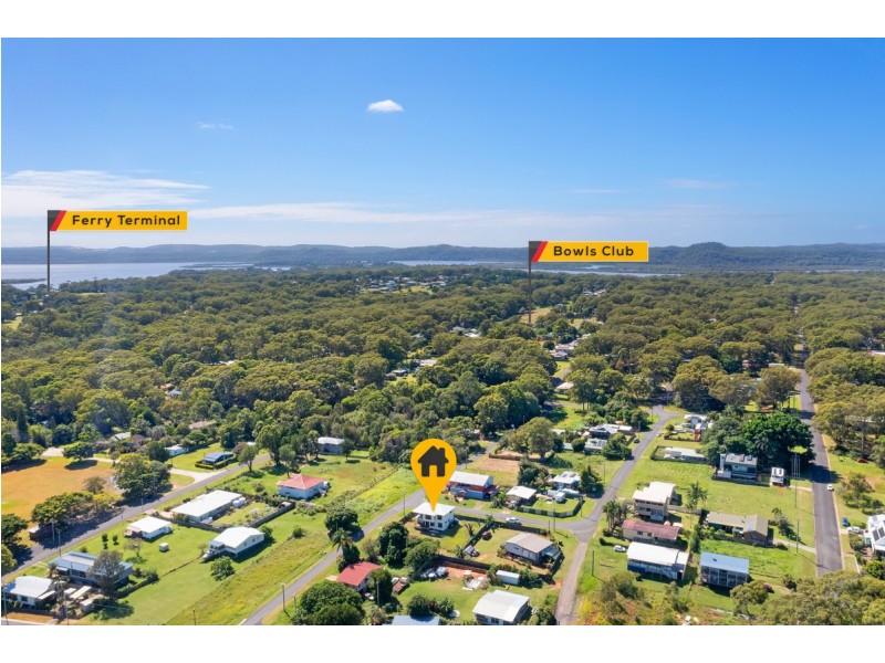 20 Mark Road, Russell Island QLD 4184