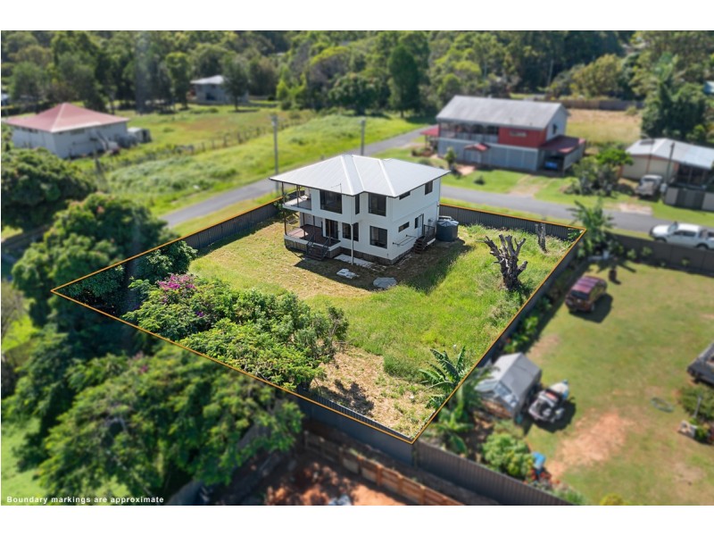 20 Mark Road, Russell Island QLD 4184