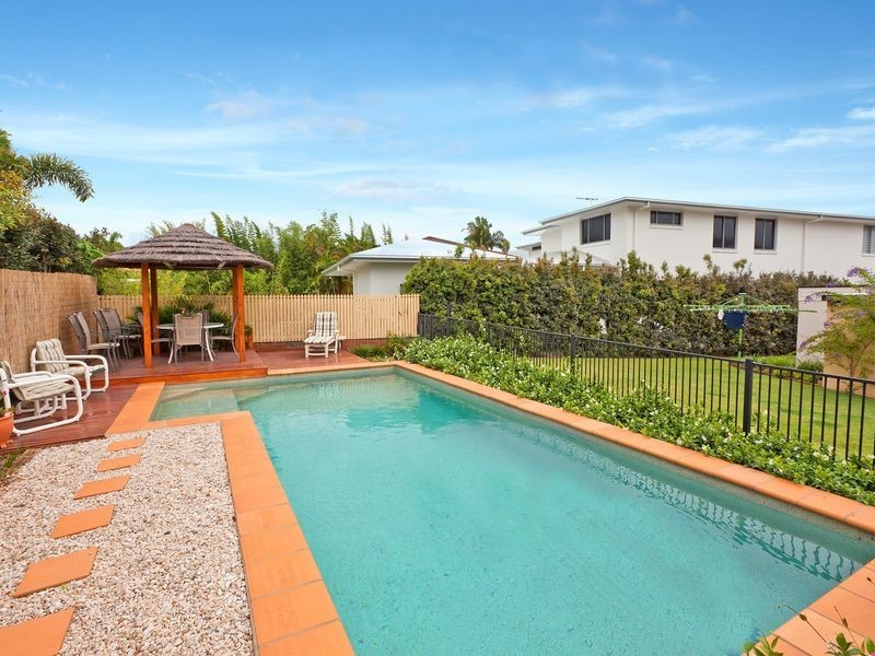 8 Outlook Parade, Ormiston QLD 4160