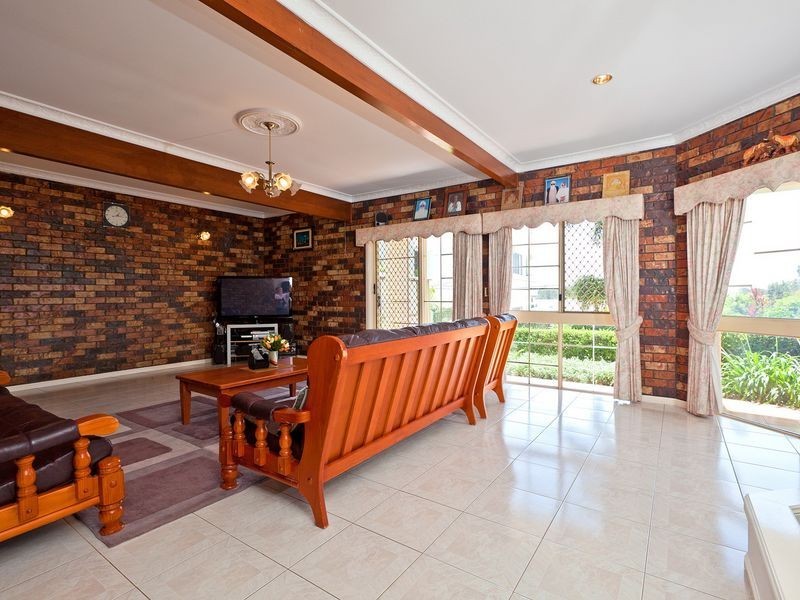 5 Cronin Drive, Wellington Point QLD 4160