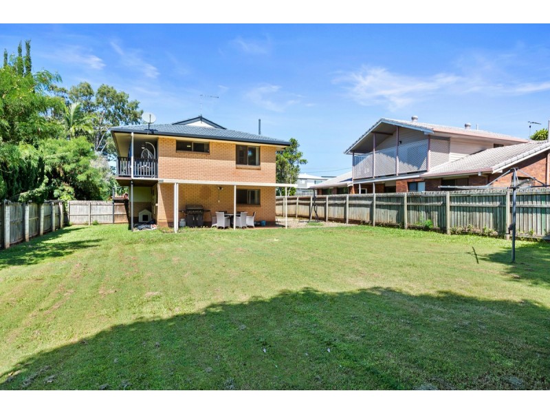 696 Old Cleveland Road East, Wellington Point QLD 4160
