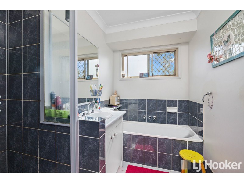 7 Douglas Close, Wynnum West QLD 4178