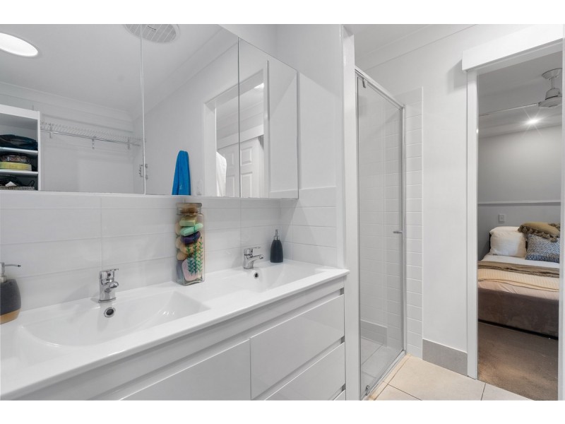 10 Millicent Street, Shailer Park QLD 4128