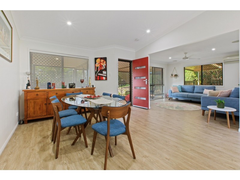 1 Lacerta Place, Wynnum QLD 4178