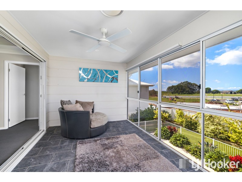 77 Waterville Drive, Thornlands QLD 4164