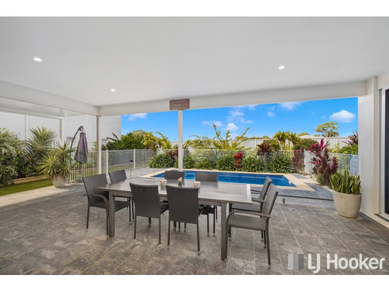 77 Waterville Drive, Thornlands QLD 4164