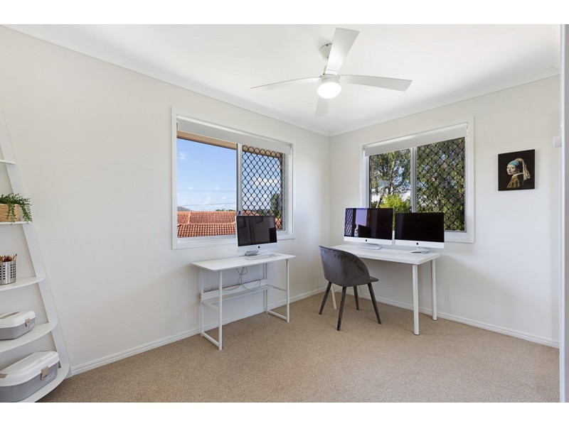 3 Vicki Place, Victoria Point QLD 4165