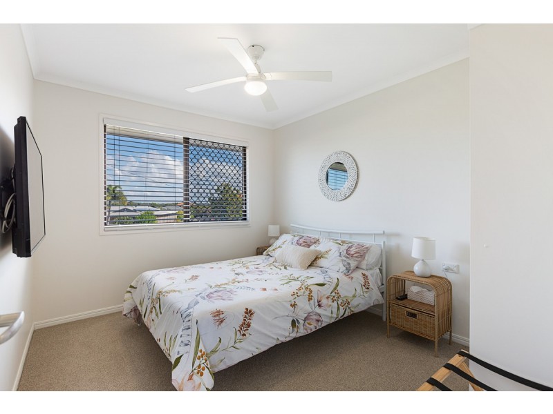 3 Vicki Place, Victoria Point QLD 4165