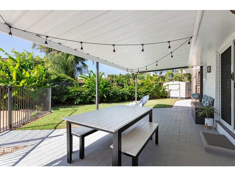 3 Vicki Place, Victoria Point QLD 4165