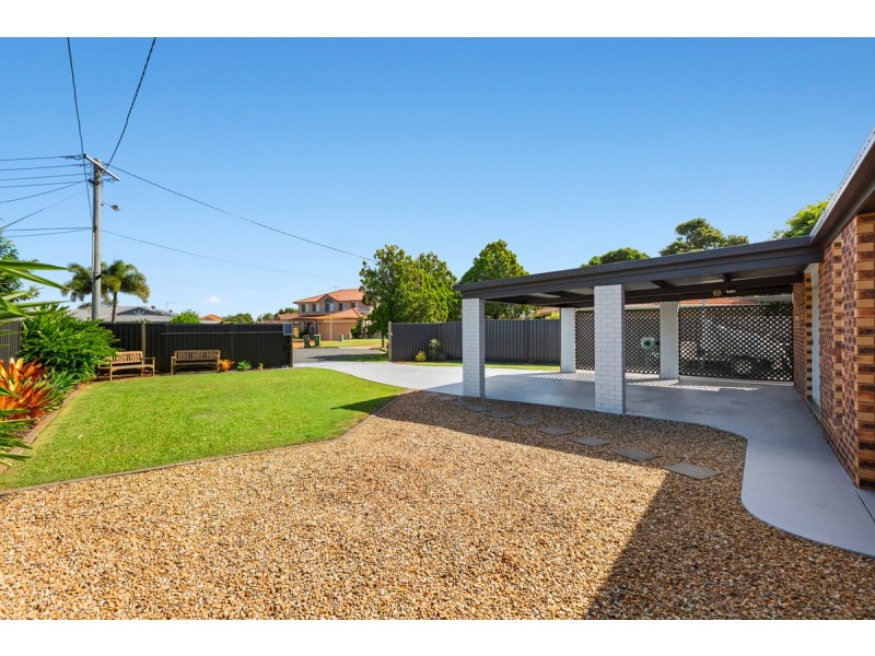 3 Vicki Place, Victoria Point QLD 4165