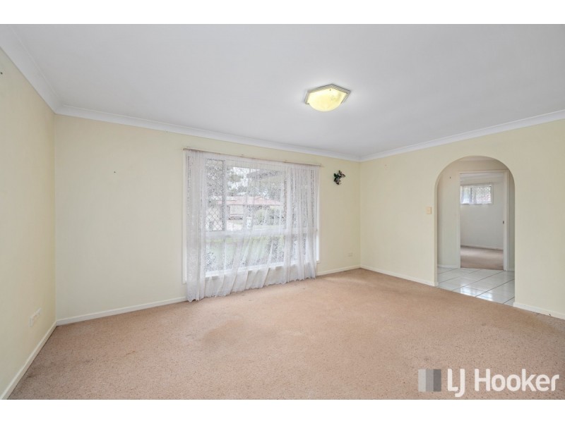 8 Bunin Street, Victoria Point QLD 4165