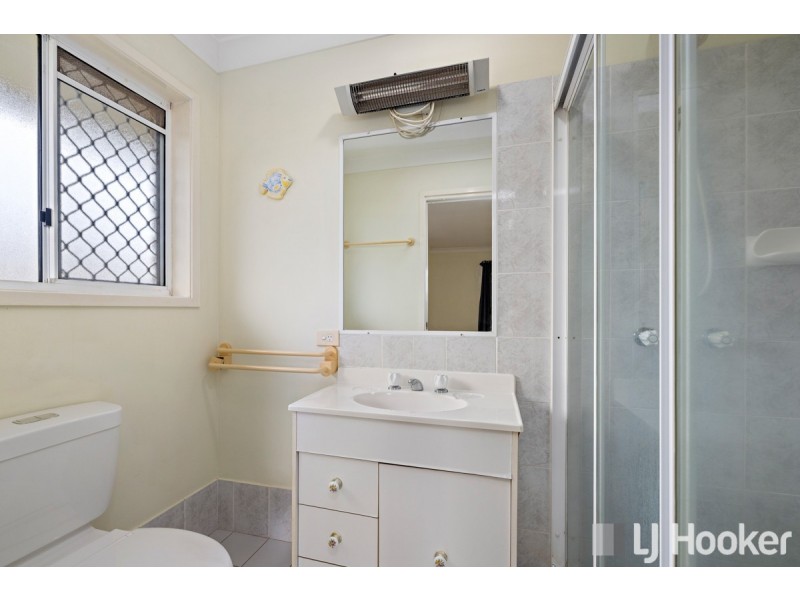8 Bunin Street, Victoria Point QLD 4165