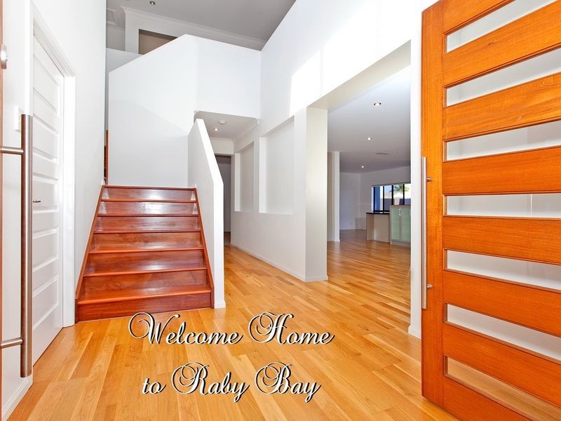 19 Anchorage Drive, Raby Bay QLD 4163