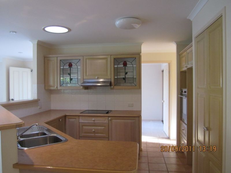 5 Links Court, Redland Bay QLD 4165