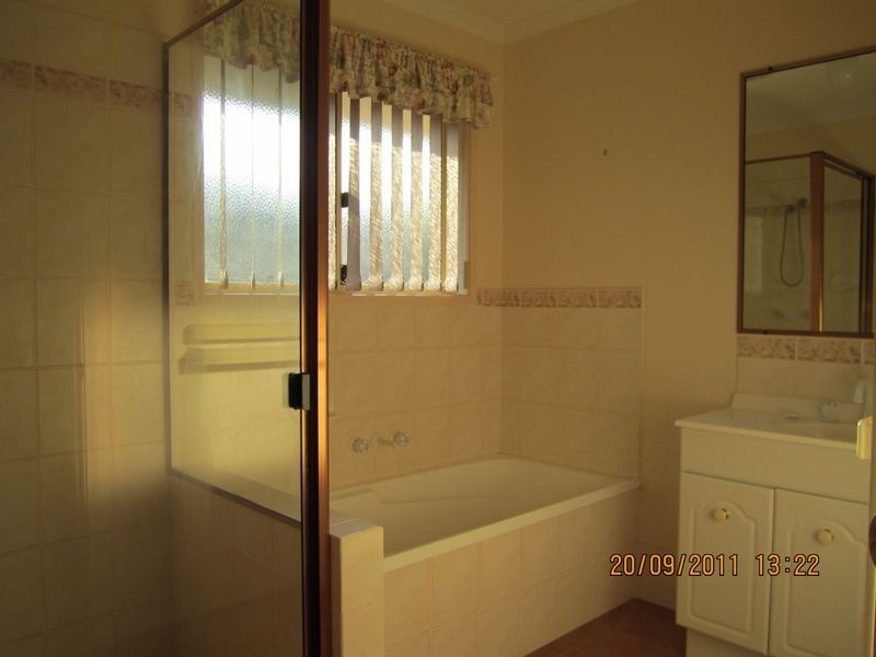 5 Links Court, Redland Bay QLD 4165