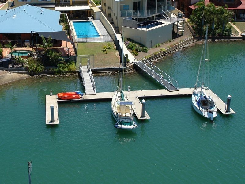 1 Sternlight Court, Raby Bay QLD 4163