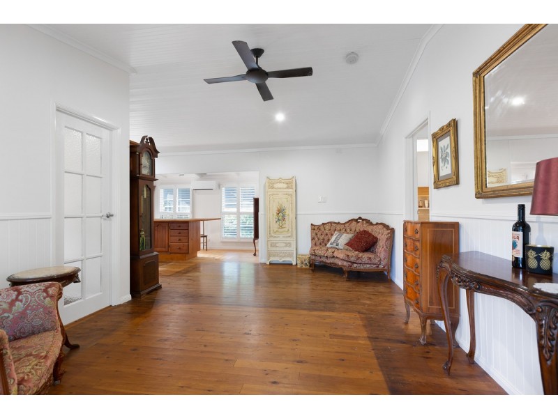 56 Pier Haven, Lamb Island QLD 4184