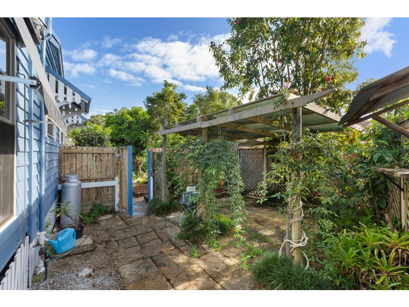 56 Pier Haven, Lamb Island QLD 4184