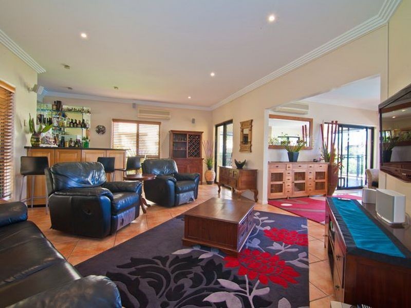 16 Marram Court, Raby Bay QLD 4163