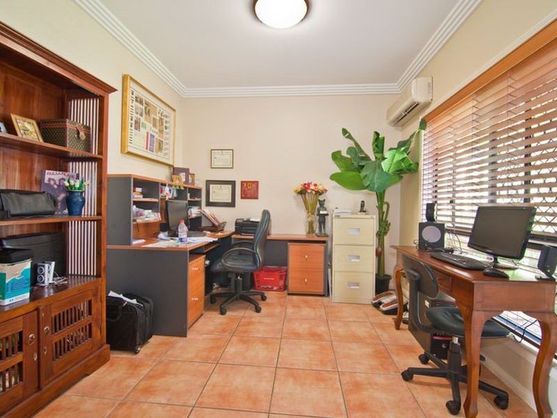 16 Marram Court, Raby Bay QLD 4163