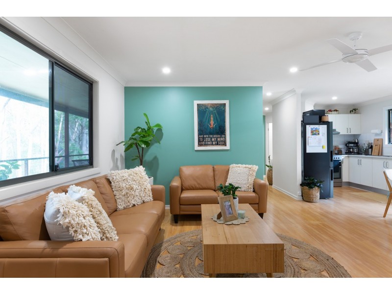 15 Darling Street, Russell Island QLD 4184