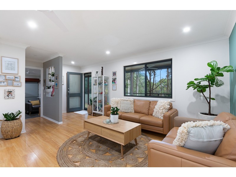 15 Darling Street, Russell Island QLD 4184