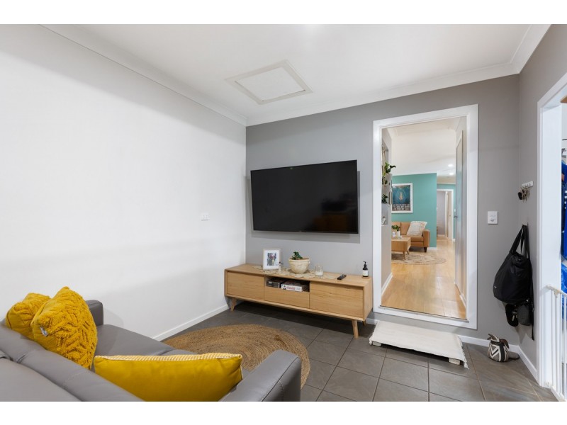 15 Darling Street, Russell Island QLD 4184