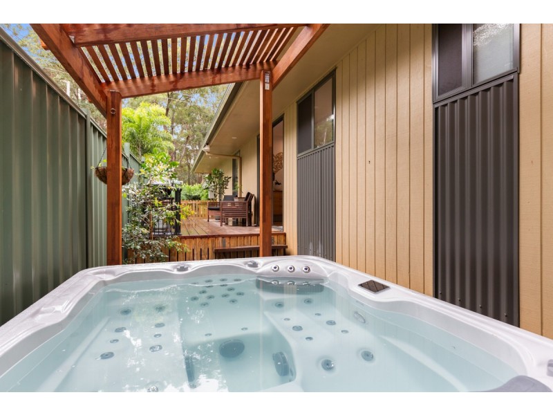 15 Darling Street, Russell Island QLD 4184