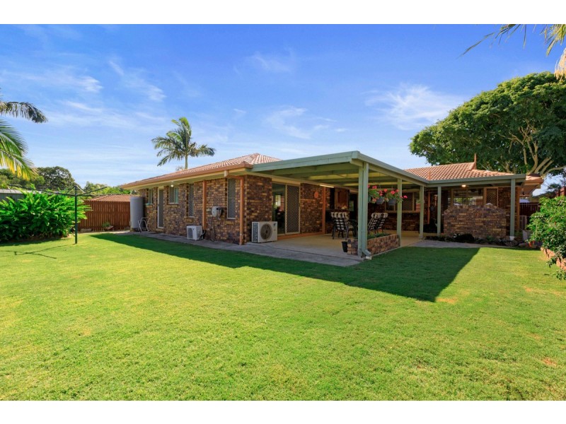 27 Crossley Drive, Wellington Point QLD 4160