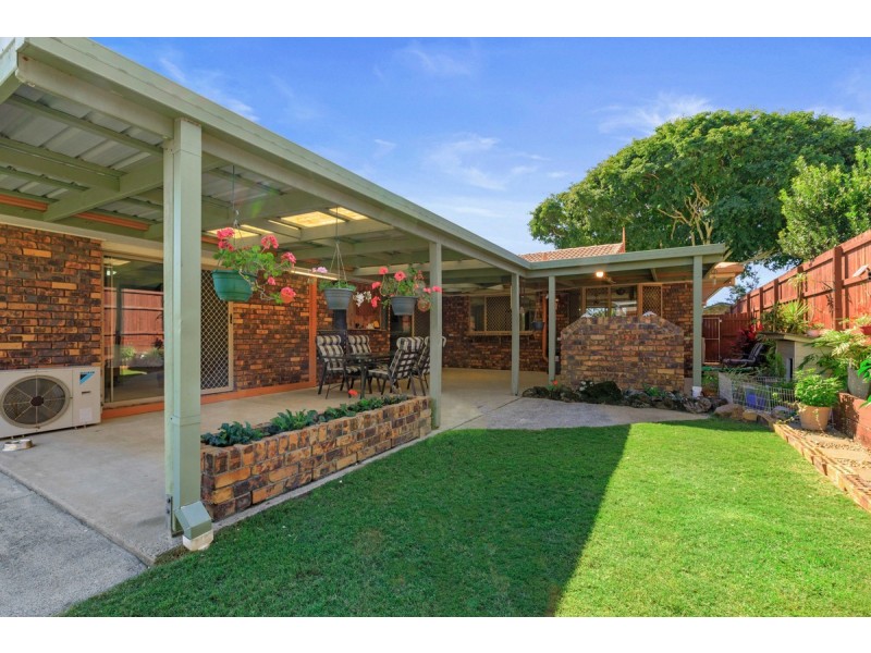 27 Crossley Drive, Wellington Point QLD 4160