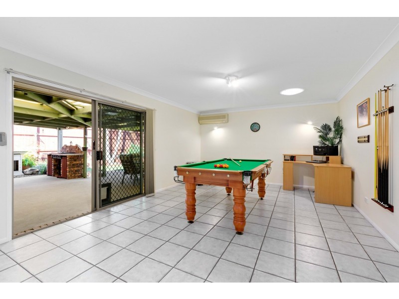 27 Crossley Drive, Wellington Point QLD 4160