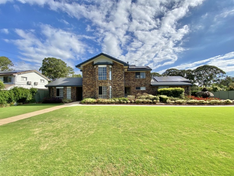 42 Whitehall Avenue, Birkdale QLD 4159