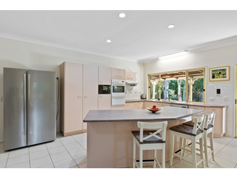 10 Tea Tree Court, Victoria Point QLD 4165