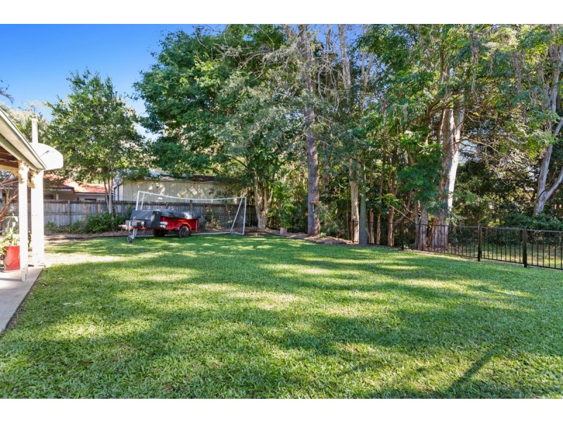 10 Tea Tree Court, Victoria Point QLD 4165