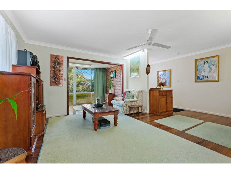 7 Winston Street, Wynnum West QLD 4178