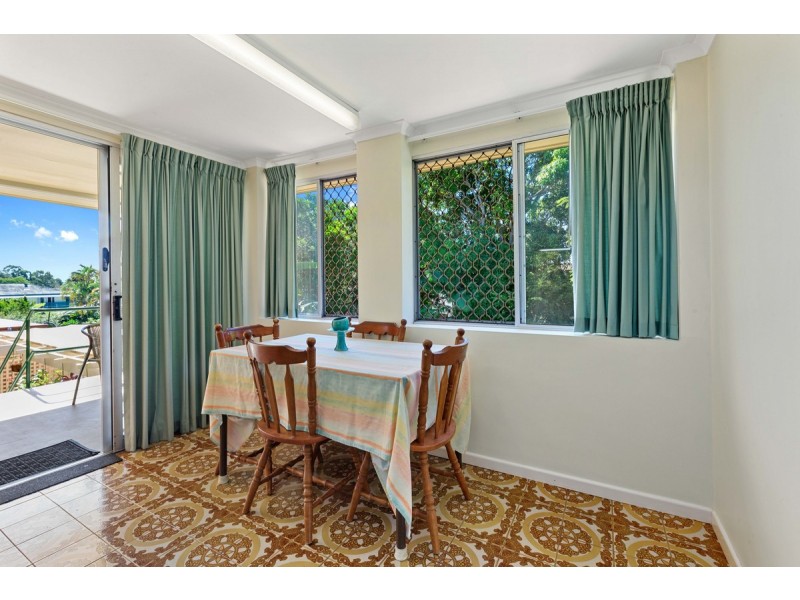 7 Winston Street, Wynnum West QLD 4178