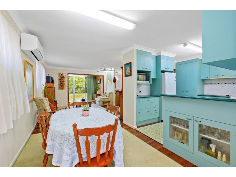 7 Winston Street, Wynnum West QLD 4178