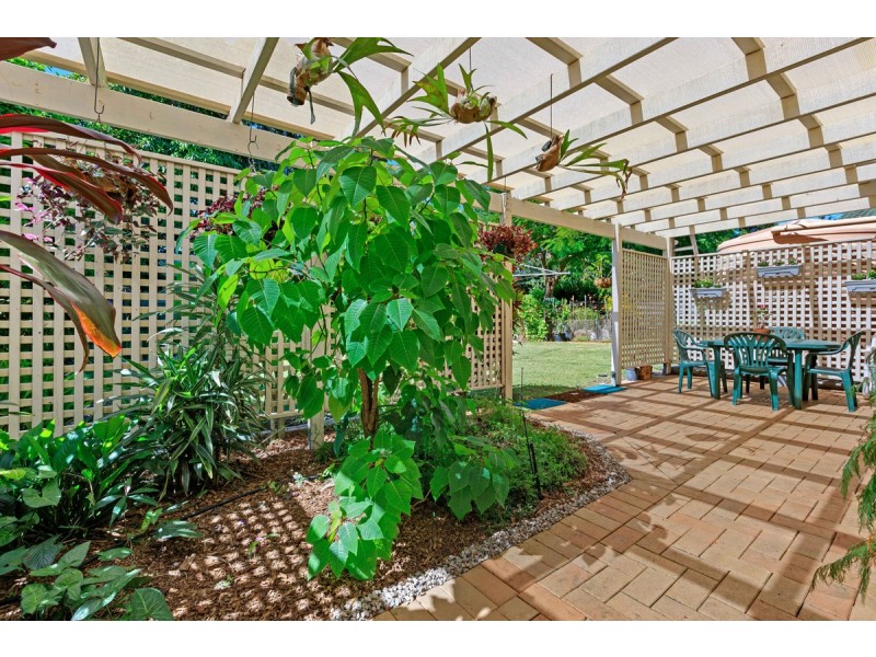 7 Winston Street, Wynnum West QLD 4178