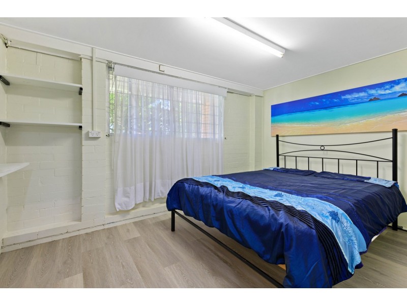 7 Winston Street, Wynnum West QLD 4178