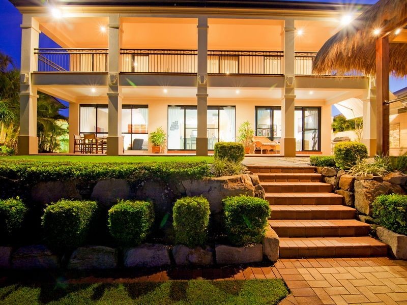 7 Martingale Court, Raby Bay QLD 4163