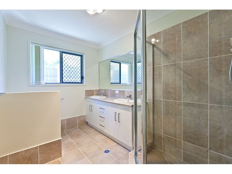 6 Westmill Close, Wellington Point QLD 4160