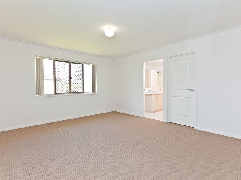 8 Westmill Close, Wellington Point QLD 4160