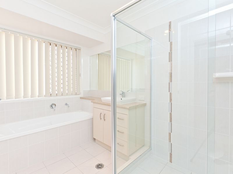 8 Westmill Close, Wellington Point QLD 4160