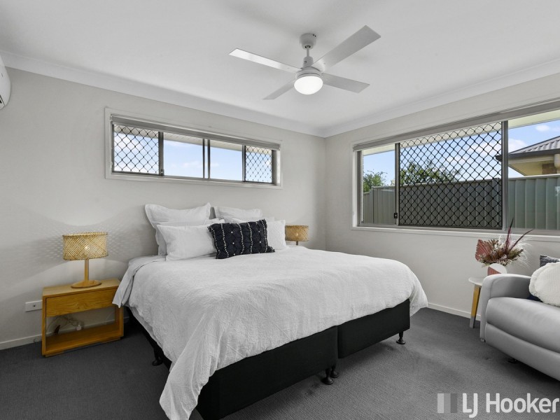 11 Isla Avenue, Redland Bay QLD 4165