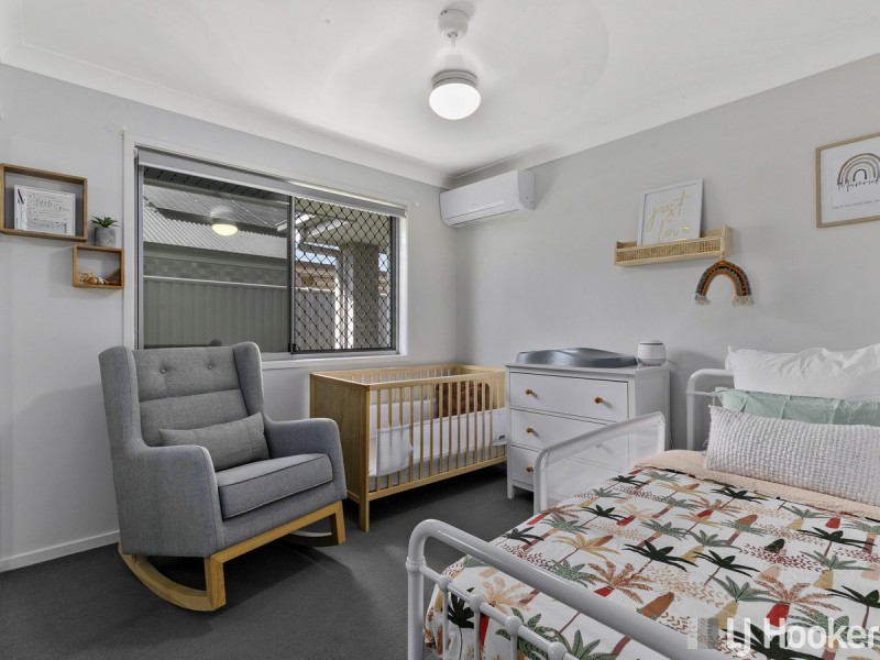 11 Isla Avenue, Redland Bay QLD 4165