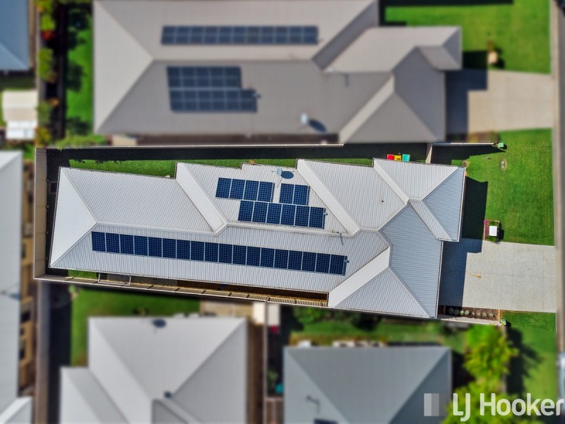 11 Isla Avenue, Redland Bay QLD 4165